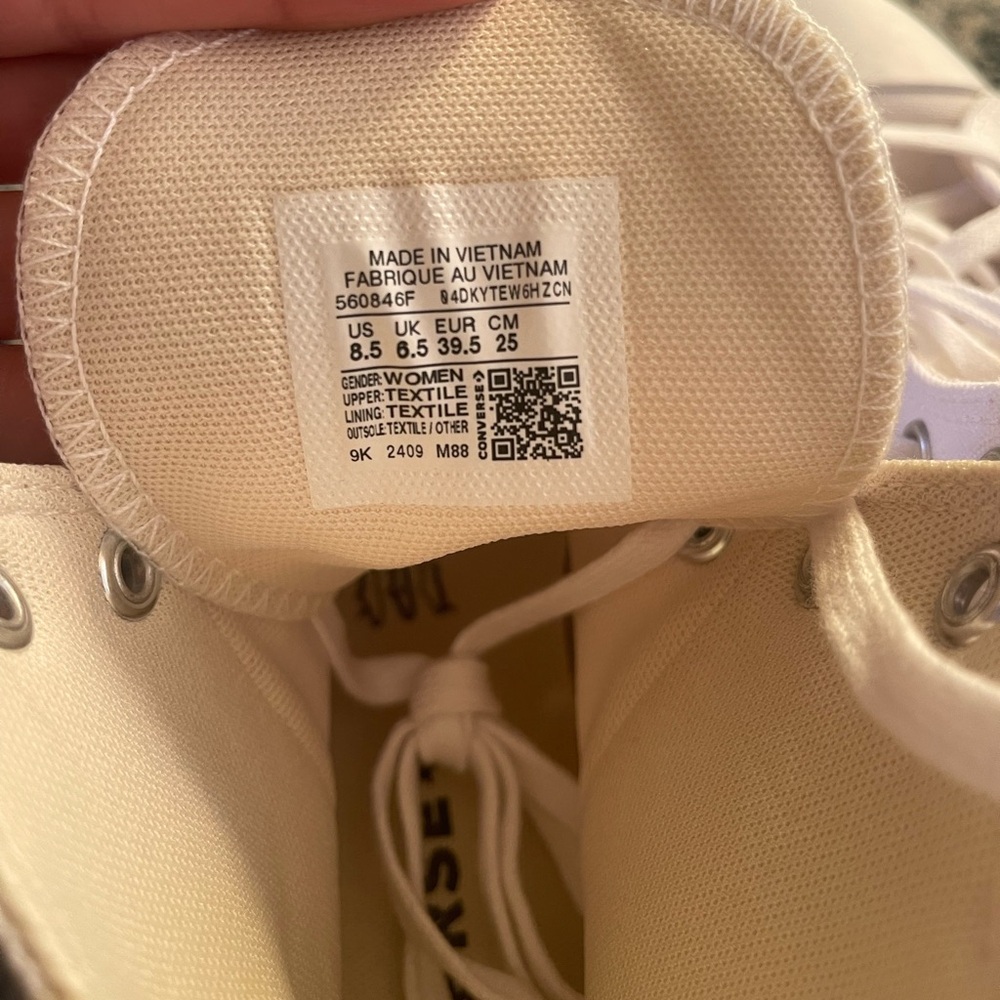 White platform high converse size 8.5 - Picture 6 of 6